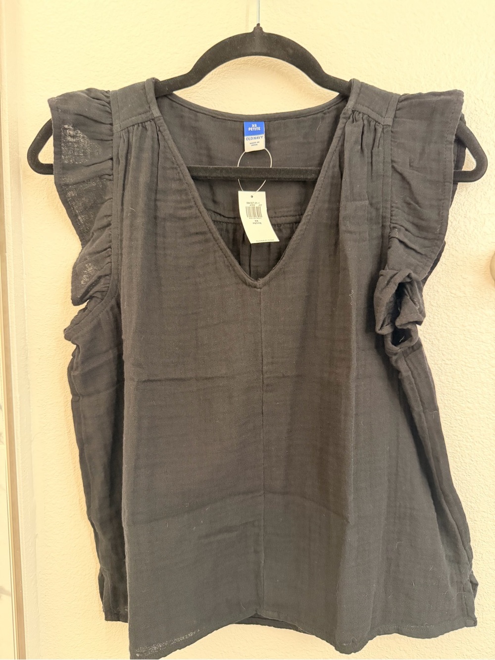 Old Navy Black V-Neck Ruffle Sleeve Camisole